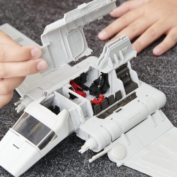SWJ0098-Star-Wars-MGS-Lifestyle-W4-0781-lpr