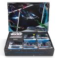 SWJ0377-StarWars-Vehicle_FigBundleLightArmorClassCompleteEditionBoxSet-S6-TheVaultDTC-IP-F1_lpr
