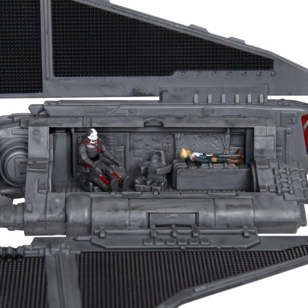 StarWars-DeluxeVehicle-8inVehicle_Figure-HavocMarauder-SWJ0028-OP-CallOut2-lpr