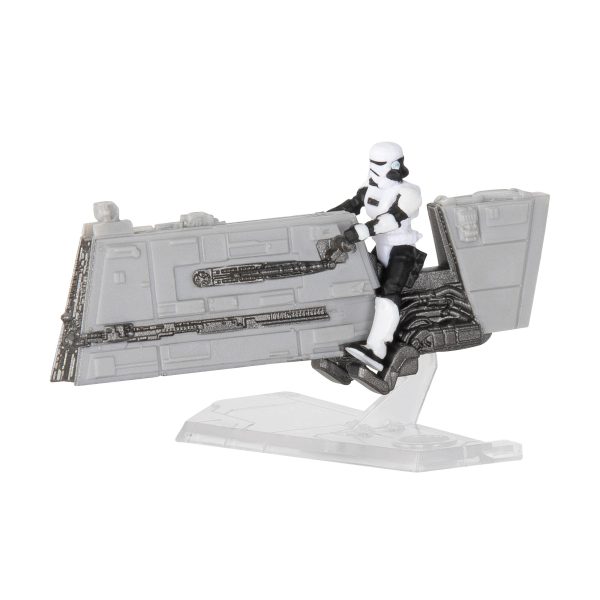 StarWars-Squadron-MysteryVehicleandFigure-SWJ0071-OP-CloneTrooper-ON-Vehicle-1-lpr_ccee708a-a2fe-483e-8345-e13e831a2083